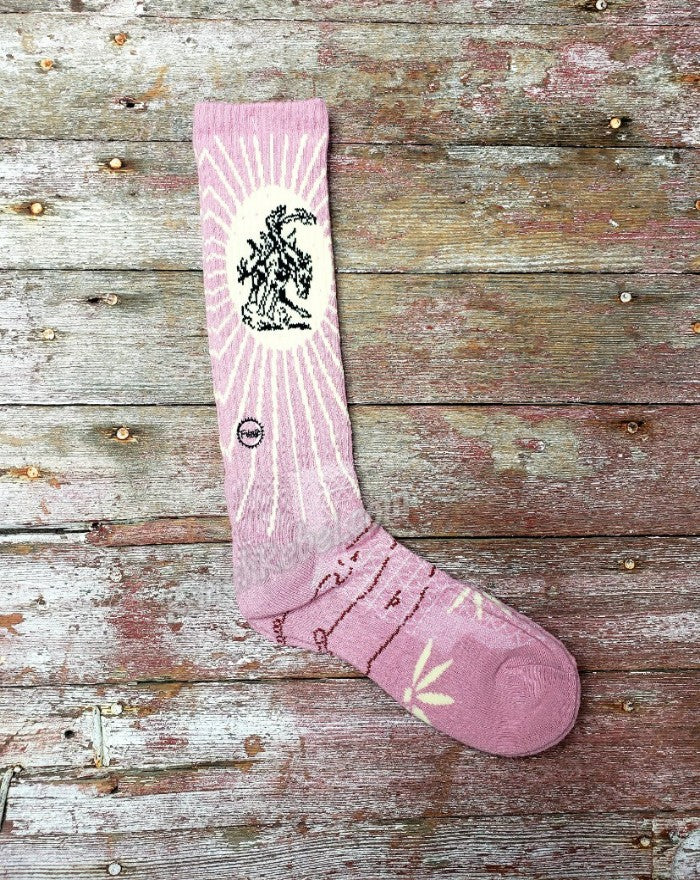lucky-chuck-socks-fringe-bucking-in-dusty-pink-4979