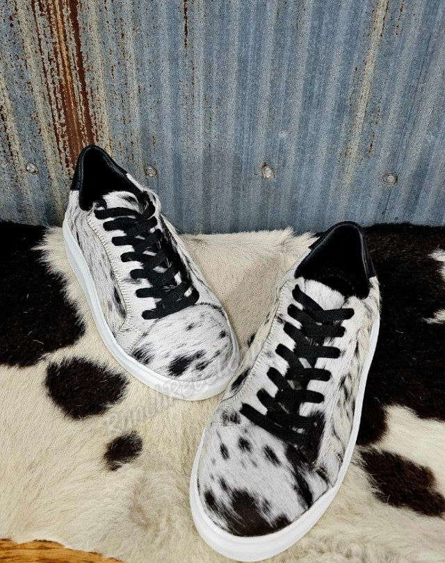 Julie Cowhide Sneakers size 6.5  #5423