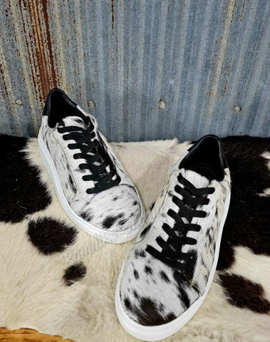 Julie Cowhide Sneakers size 6.5  #5423