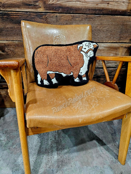 Hereford Pillow #5848