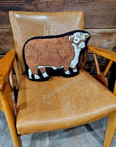 Hereford Pillow #5848