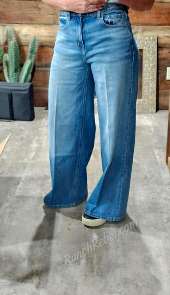 Ariat Ultra High Rise Jazmine Annyston Wide Leg Jean #6094