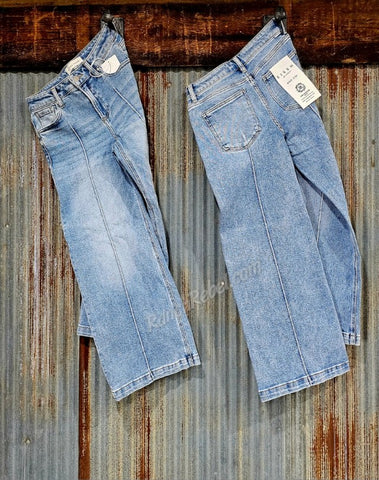 Risen Mid Rise Wide Leg Pintuck Crops #6185