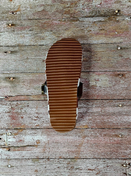 Andi Cowhide Buckle Clogs #6192