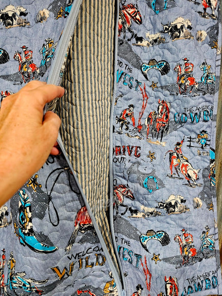 Quilted Garment Bag in Cattle Drive Chambray #6202