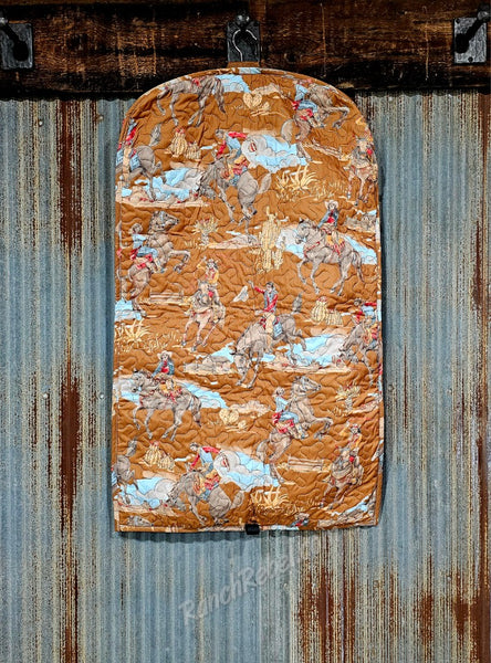 Quilted Garment Bag in Birdie Gold #6205