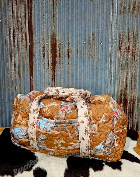 Quilted Duffle Bag in Birdie Gold #6203