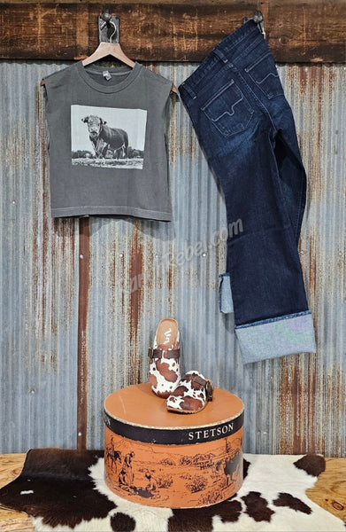 The Hereford Bull Tank #6235