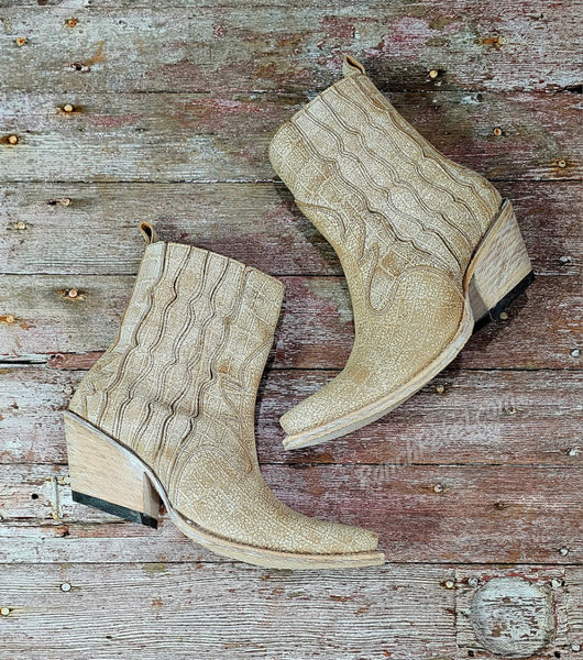 Ariat Jade Distressed Crema Croc Print Boot #6327
