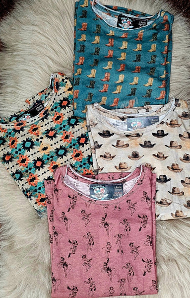 Basic Tee Cowgirls #6331