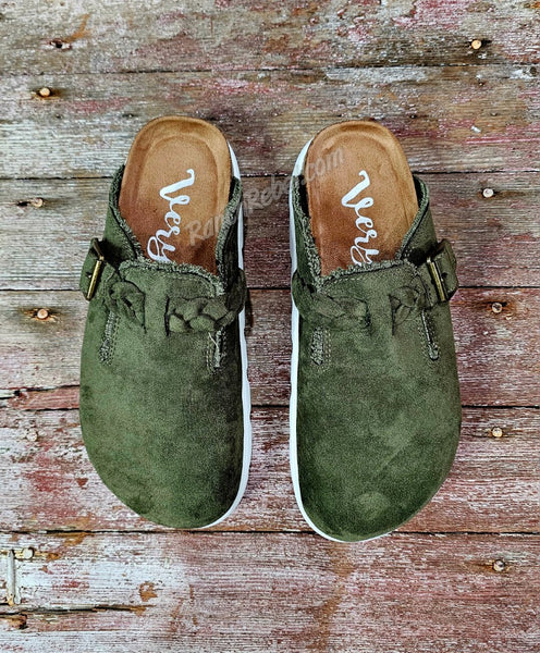 Cali in Olive #6378