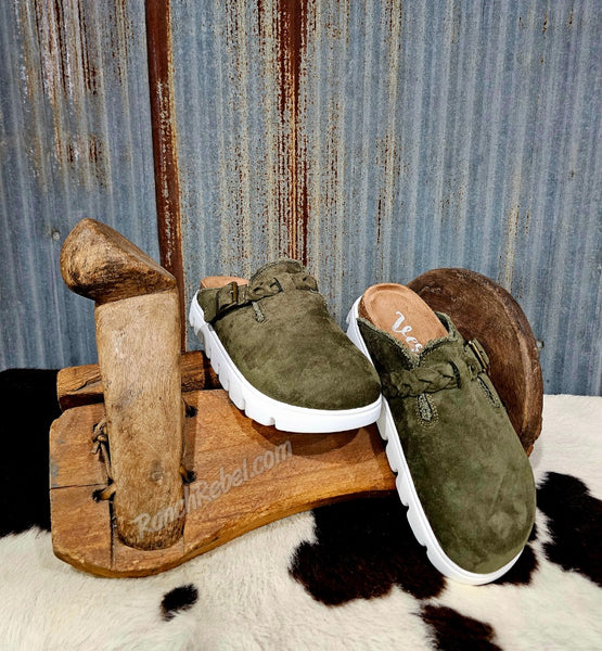 Cali in Olive #6378
