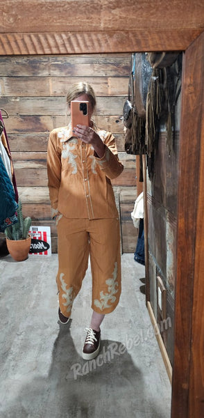 Retro Ranch Apricot Applique Pants #6440