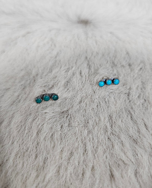 Three Stone Turquoise Ear Crawler #6444
