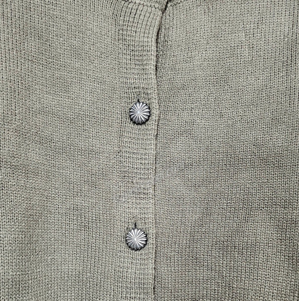 Angus Cardi in Olive #6518