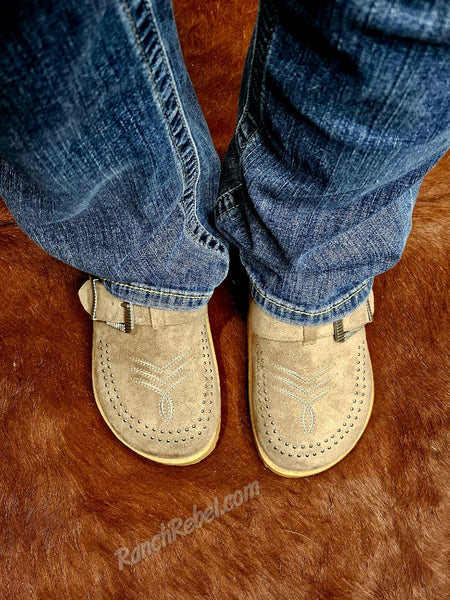 Josephine in Grey #6494