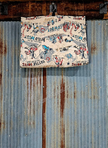 Quilted Garment Bag in Cattle Drive Linen #6537