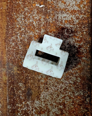 Small Bucking Horse Hair Clip #6597