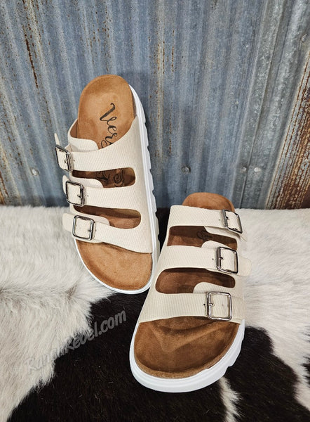 Plaza Sandal in Cream #6681