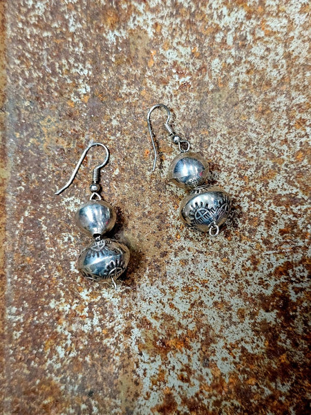 Etched Navajo Pearl Earrings #6724