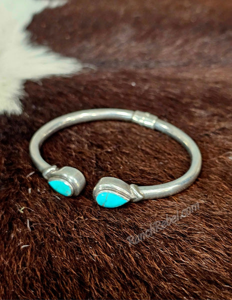 Vintage Sterling Silver Hinged Cuff #6858