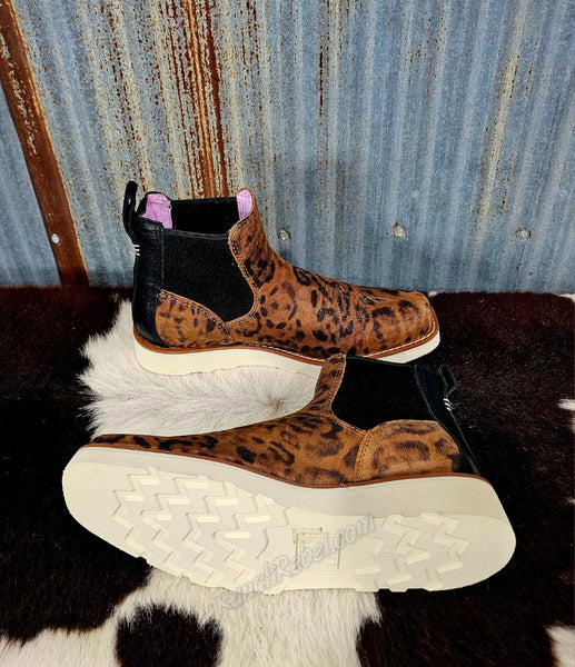 Ariat Southlite Chelsea Narrow Cutter Toe Ankle Boot in Faded Leopard #6897