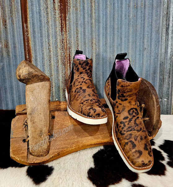 Ariat Southlite Chelsea Narrow Cutter Toe Ankle Boot in Faded Leopard #6897