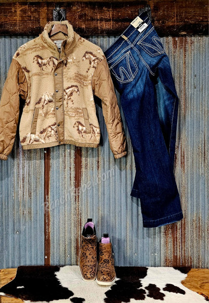 Ariat Sherpa Blocked Jacket in Wild Horses Print #6912
