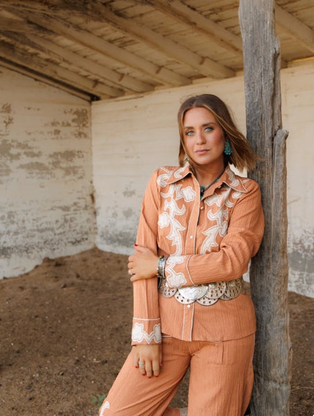 Retro Ranch Apricot Applique Top #6439