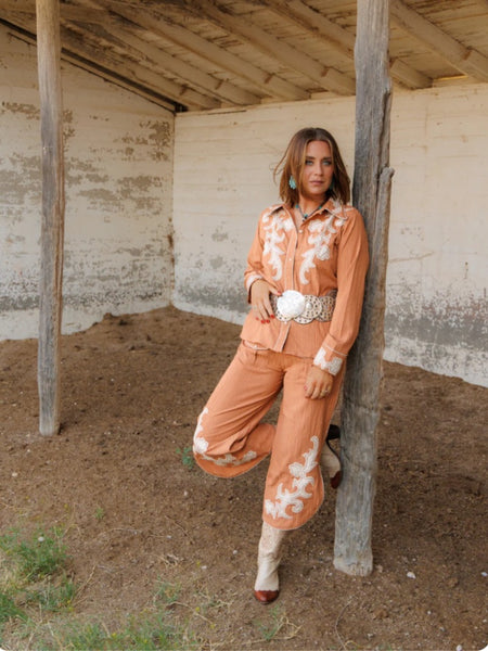 Retro Ranch Apricot Applique Top #6439