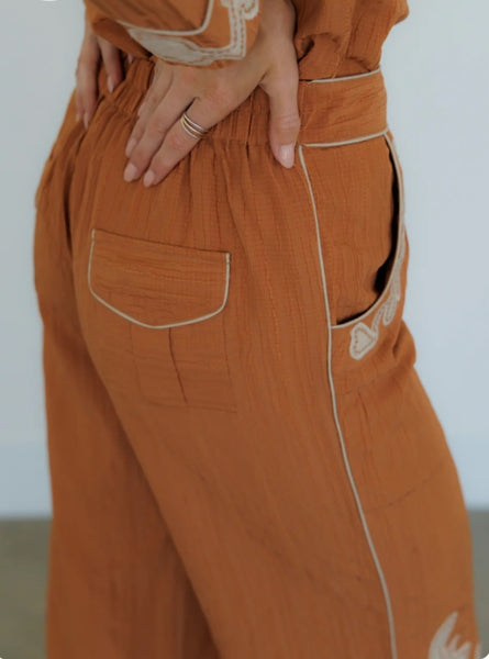 Retro Ranch Apricot Applique Pants #6440