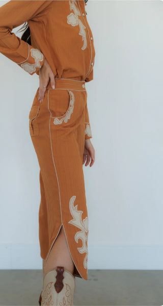 Retro Ranch Apricot Applique Pants #6440