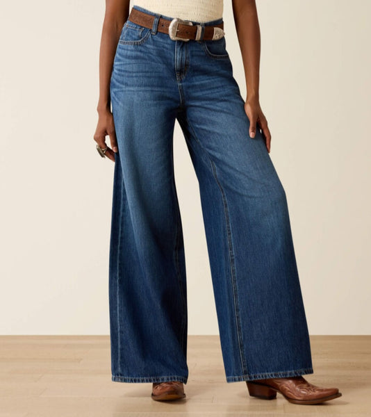 Ariat Ultra High Rise Calamity Comfort Wide Leg Jean in Tampa Denim #6652