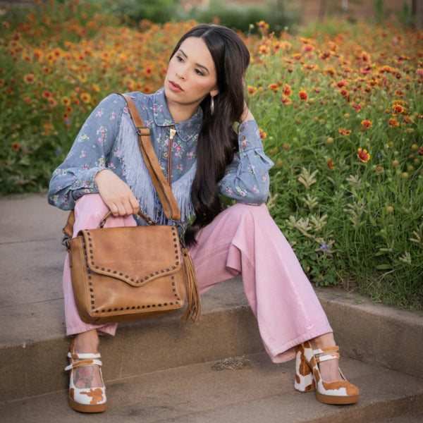 STS Ranch Bandera Tan Dakota Crossbody #6721