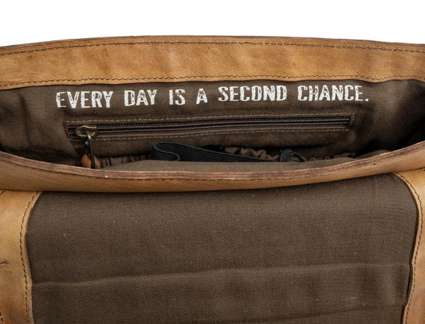 STS Ranch Bandera Tan Dakota Crossbody #6721
