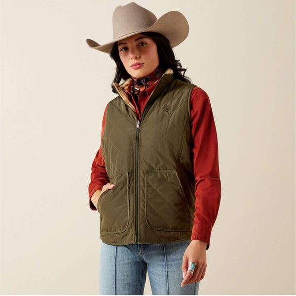 Ariat Dilon Reversible Vest in Ivy Green & Wild Horse Print #6890