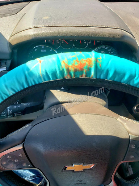 turquoise-lovers-steering-wheel-cover-4945